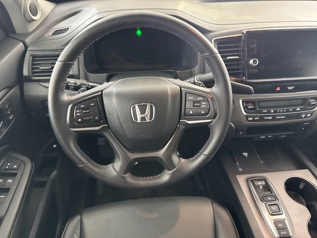 Certified 2025 Honda Ridgeline RTL image 30