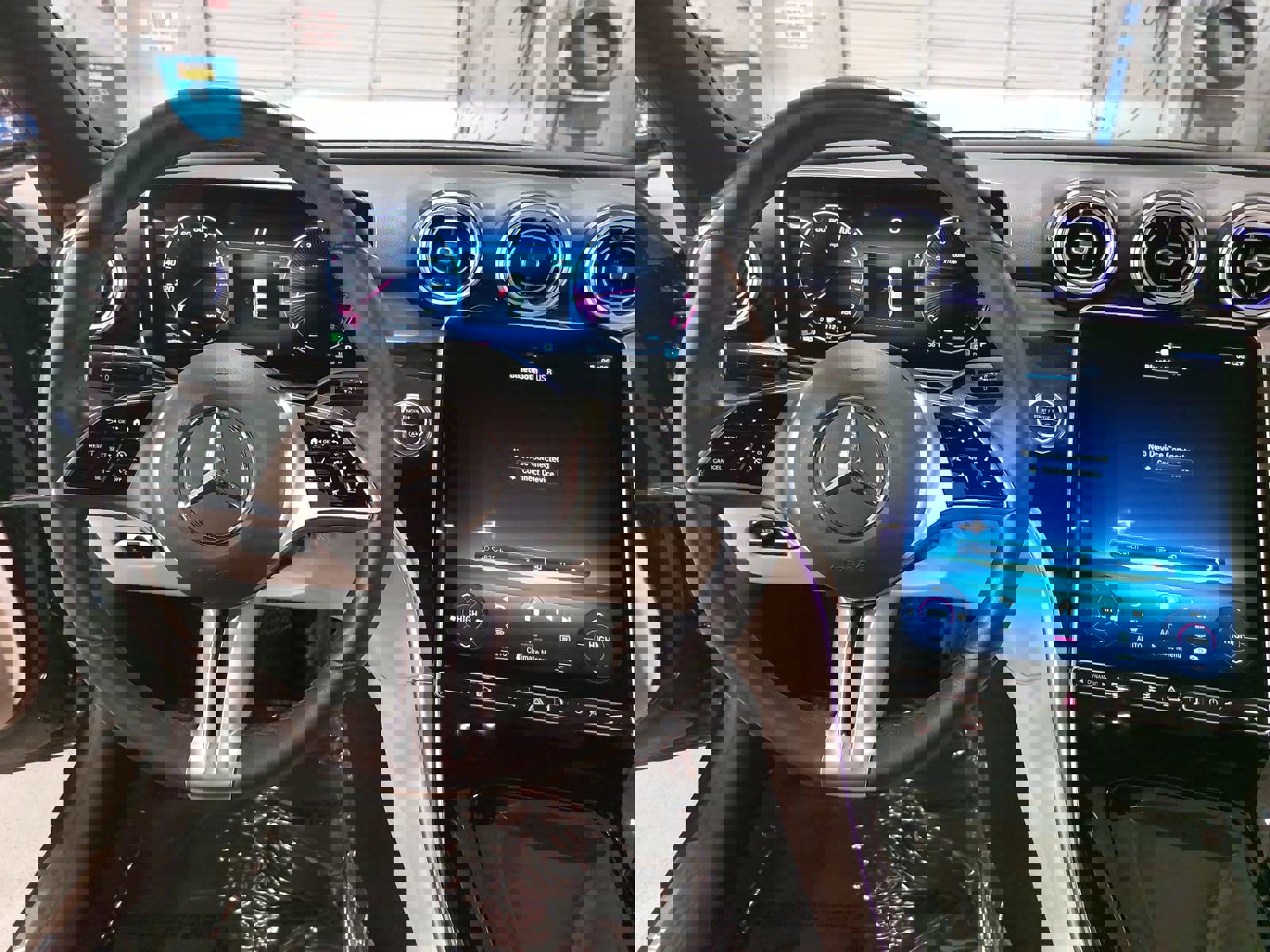 Used 2023 Mercedes-Benz C 300 C 300 image 18