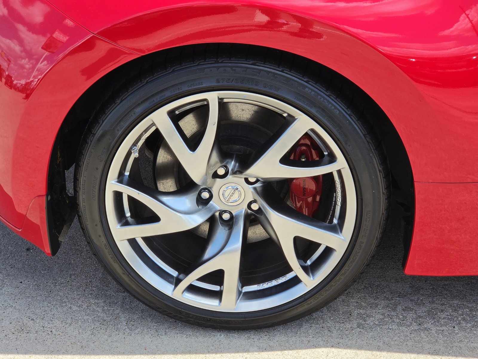 Used 2013 Nissan 370Z Touring w/ Sport Pkg RWD image 10