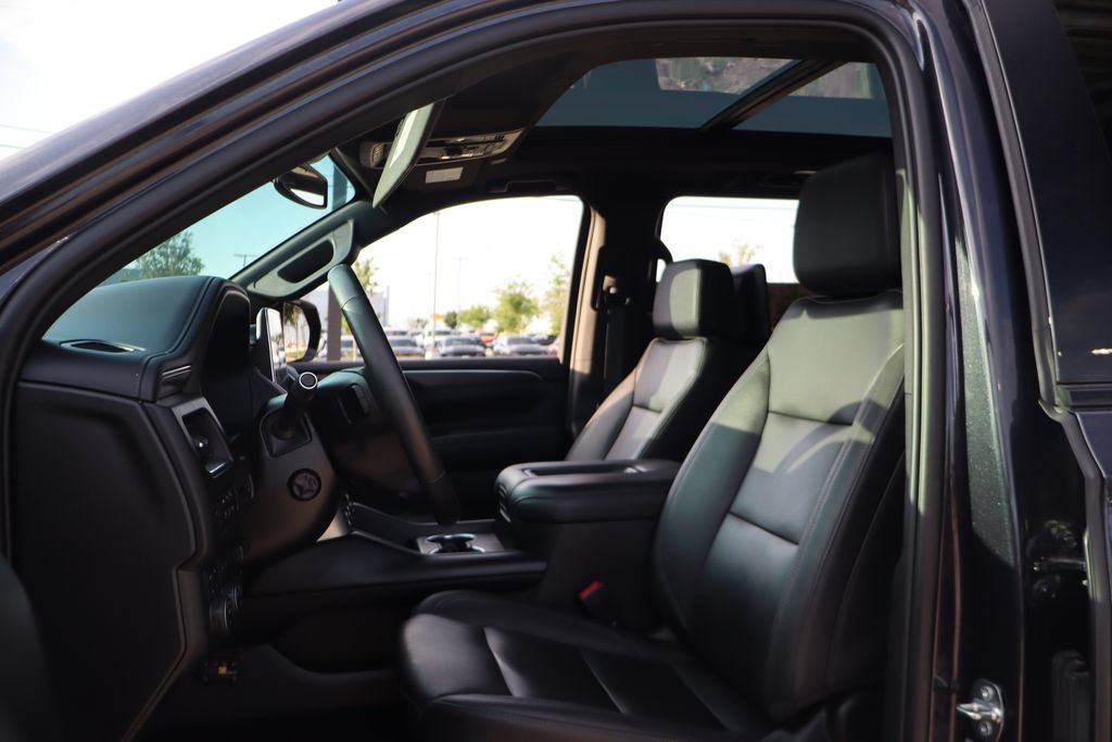 Used 2023 Chevrolet Suburban Z71 w/ Off-Road Capability Package AWD/4WD image 10