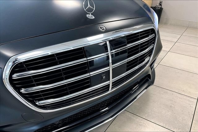 Certified 2022 Mercedes-Benz S 580 4MATIC Sedan w/ AMG Line Package image 26