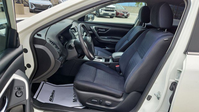 Used 2016 Nissan Altima 2.5 SV FWD image 18
