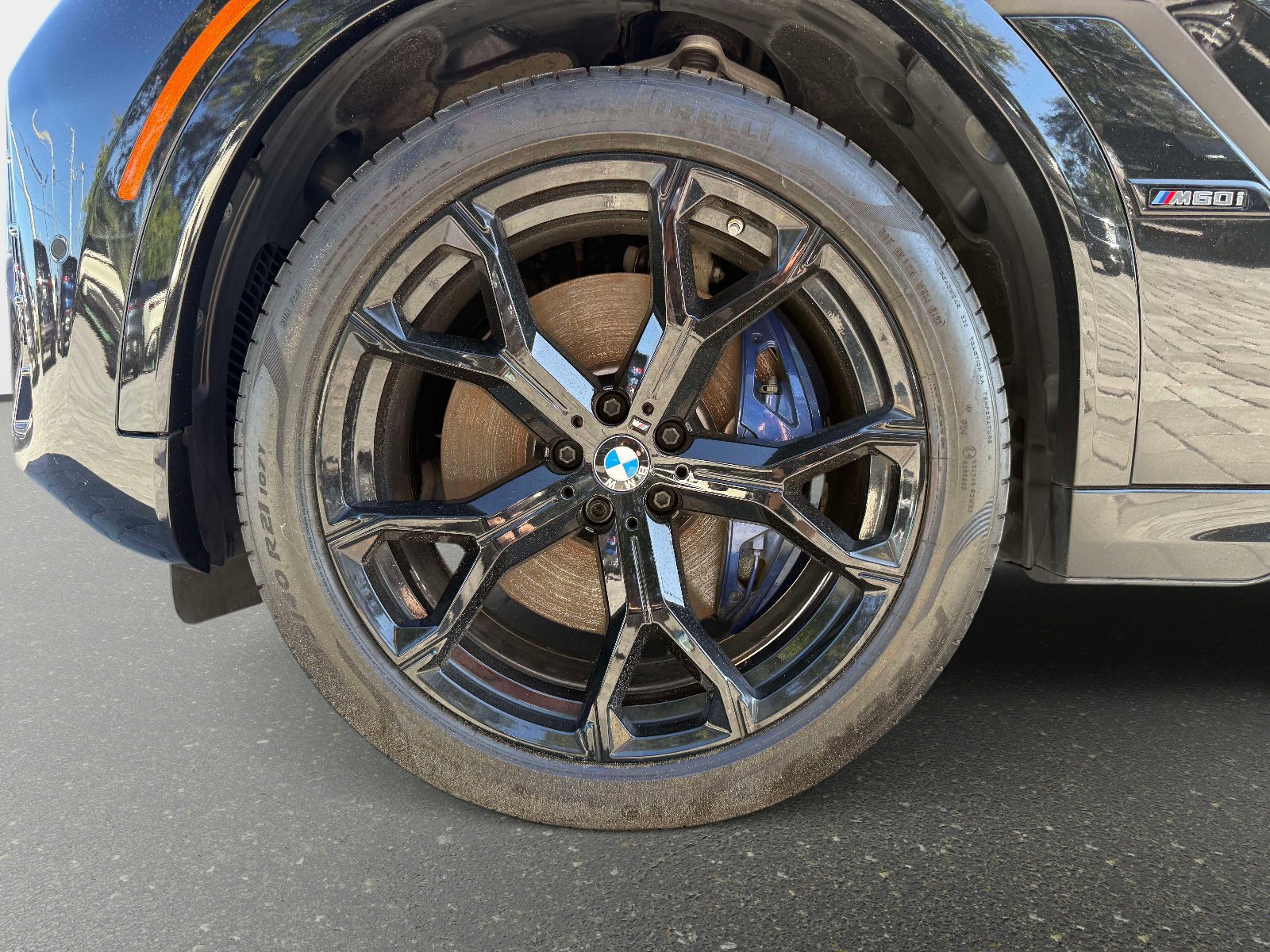 Used 2024 BMW X6 M60i AWD/4WD image 13