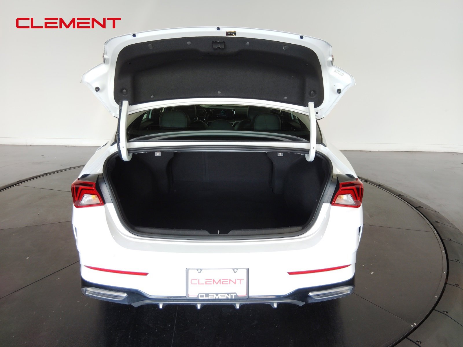 Used 2022 Kia K5 GT-Line image 8