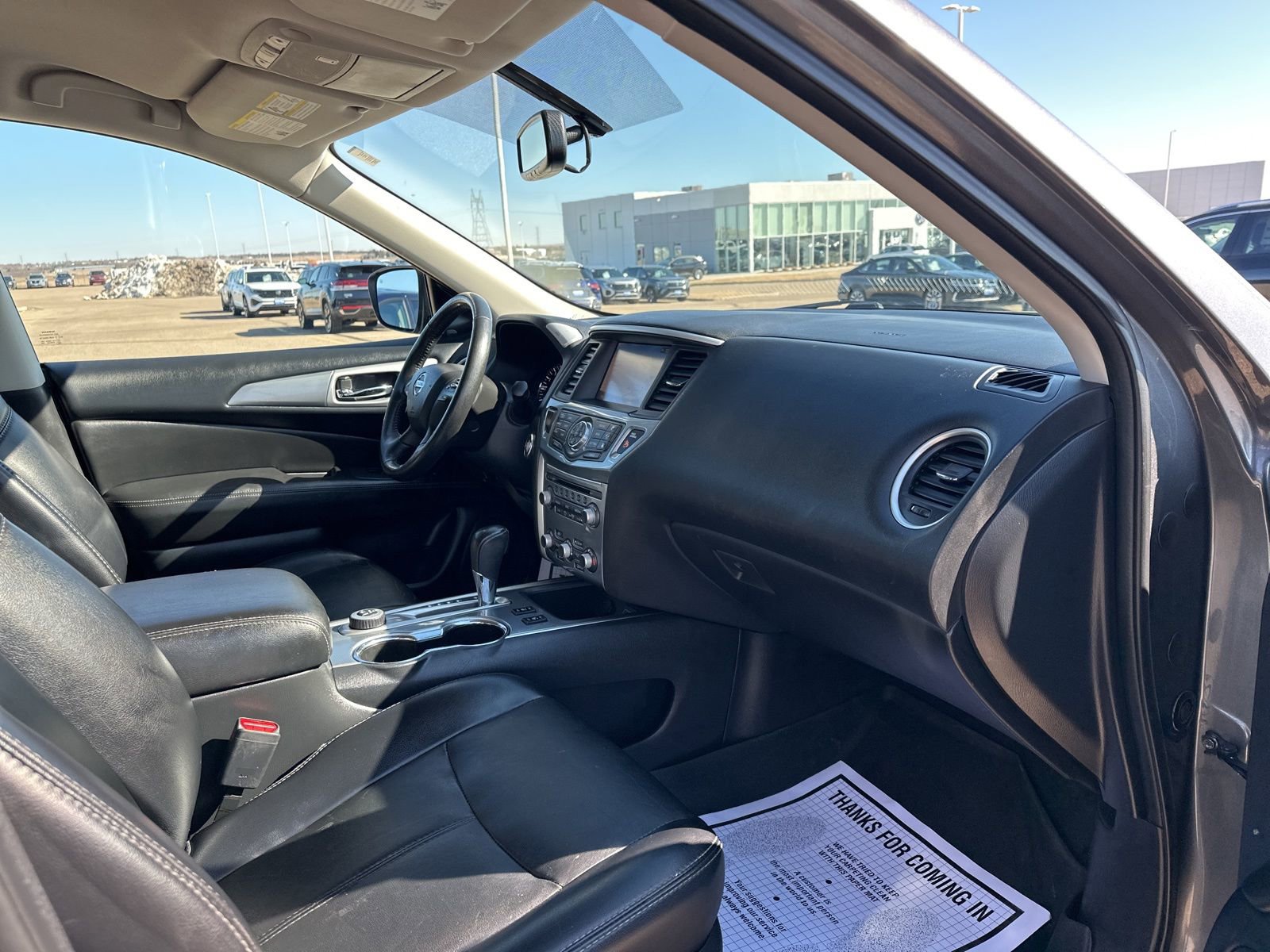 Used 2019 Nissan Pathfinder SL AWD/4WD image 39