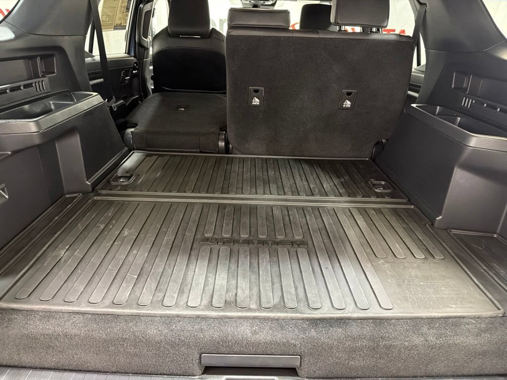 Used 2025 Toyota 4Runner TRD Off-Road Premium AWD/4WD image 16