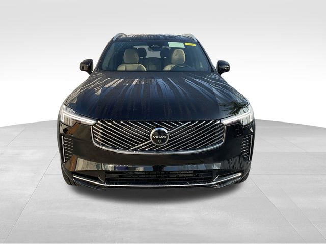 New 2026 Volvo XC90 B5 Plus w/ Protection Package Premier AWD/4WD image 2