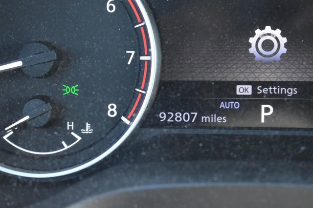 Used 2021 Nissan Rogue SV w/ Premium Package image 15