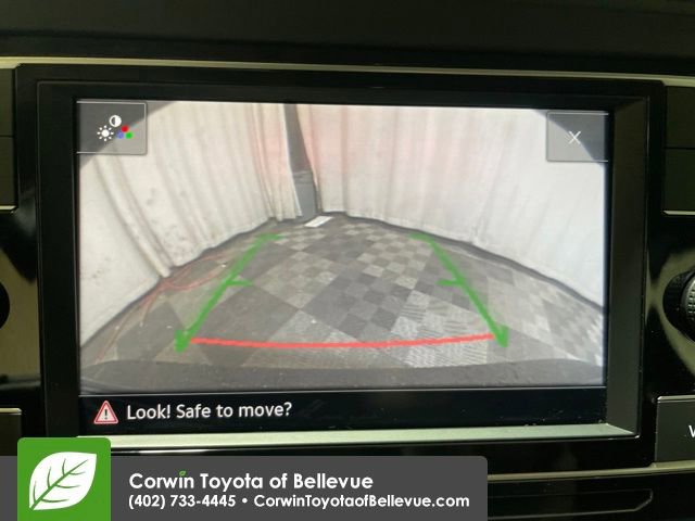 Used 2024 Volkswagen Jetta SE image 14