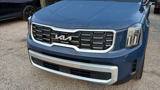 Used 2024 Kia Telluride S w/ S Sunroof Package FWD image 7