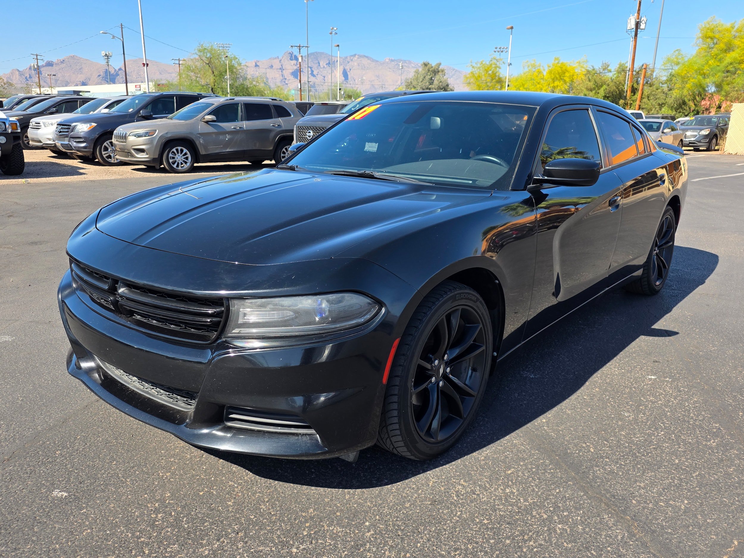 Used 2017 Dodge Charger SE w/ Blacktop Package