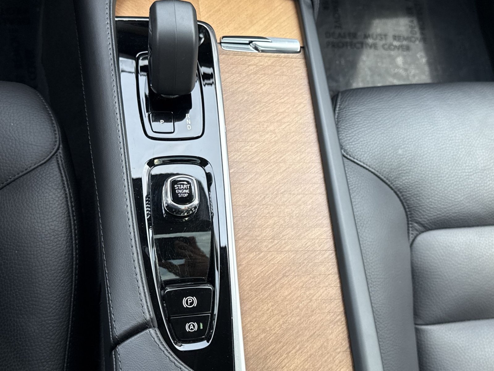 Used 2024 Volvo XC90 T8 Plus w/ Protection Package Premier AWD/4WD image 22