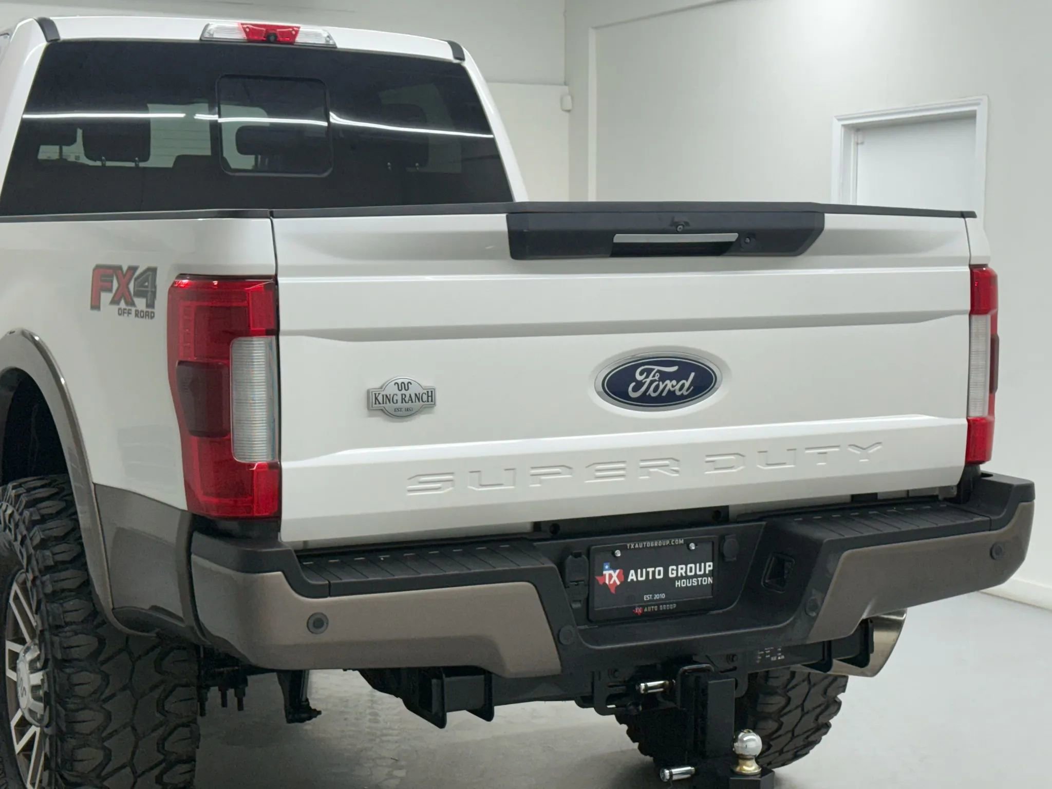 Used 2019 Ford F250 King Ranch w/ King Ranch Ultimate Package image 35