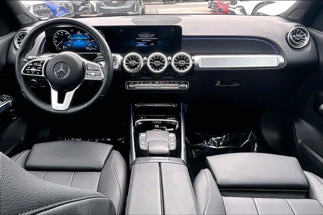 Certified 2023 Mercedes-Benz GLB 250 4MATIC w/ Premium Package image 12
