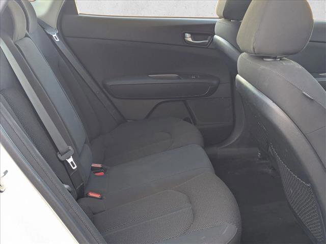 Used 2020 Kia Optima LX image 19