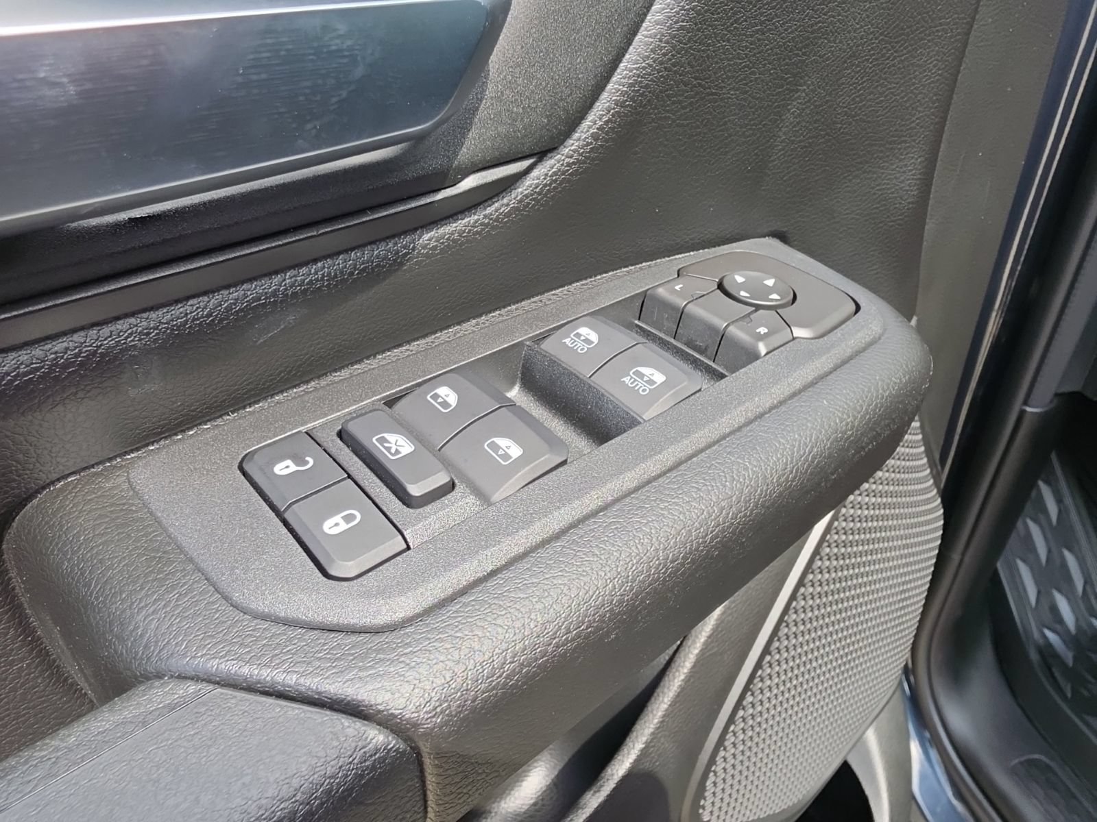 New 2026 RAM 1500 Warlock AWD/4WD image 16