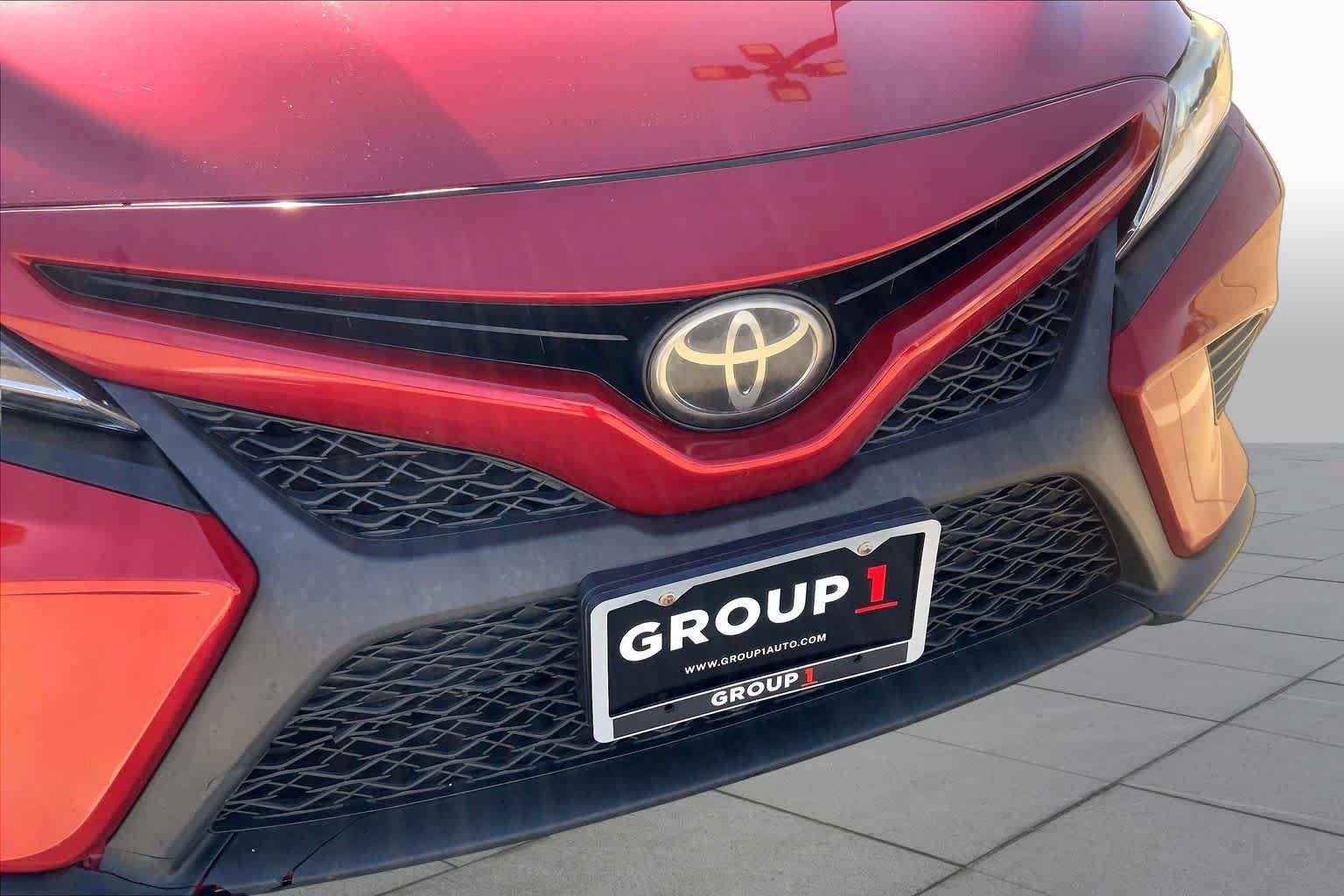 Used 2020 Toyota Camry SE FWD image 30