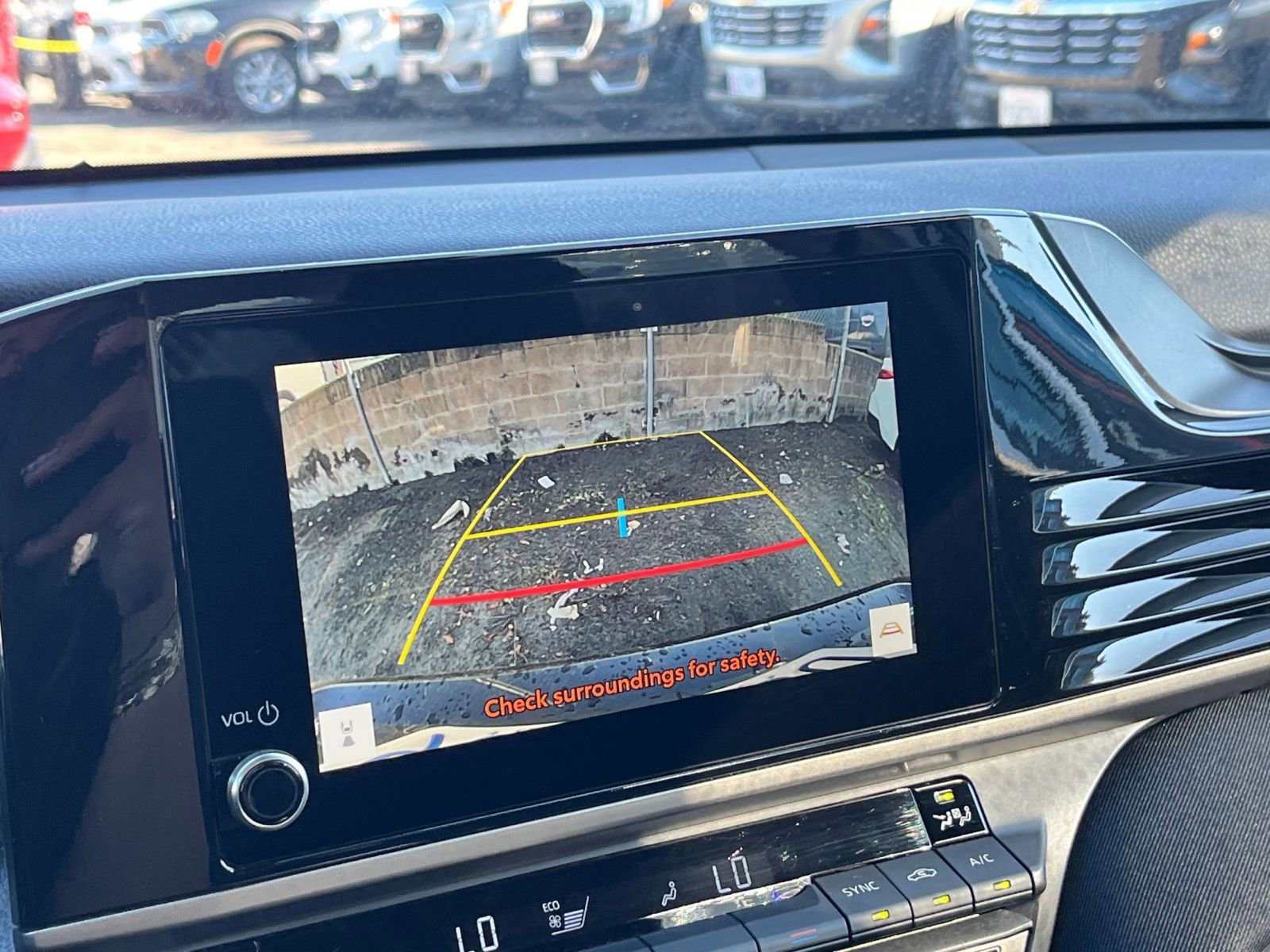 Used 2025 Toyota Camry LE image 17