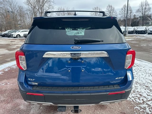 Used 2022 Ford Explorer XLT w/ Equipment Group 202A image 4