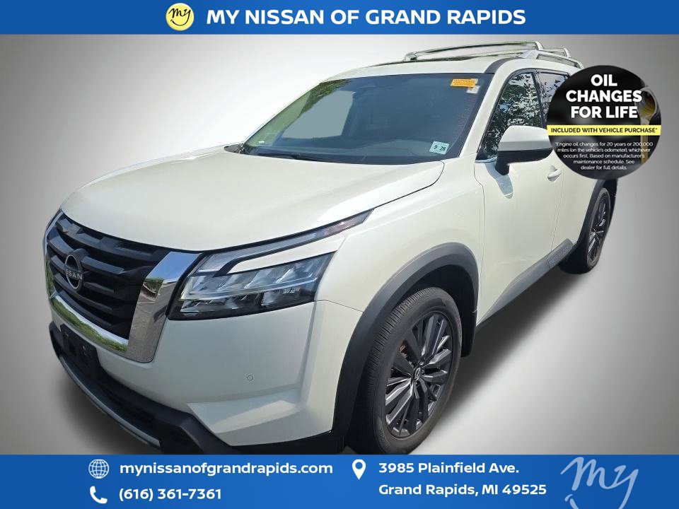 Certified 2024 Nissan Pathfinder SL w/ SL Premium Package AWD/4WD image 5