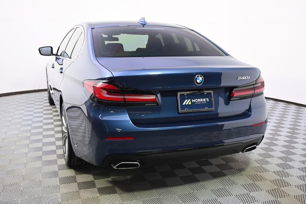 Used 2023 BMW 540i w/ Convenience Package image 4