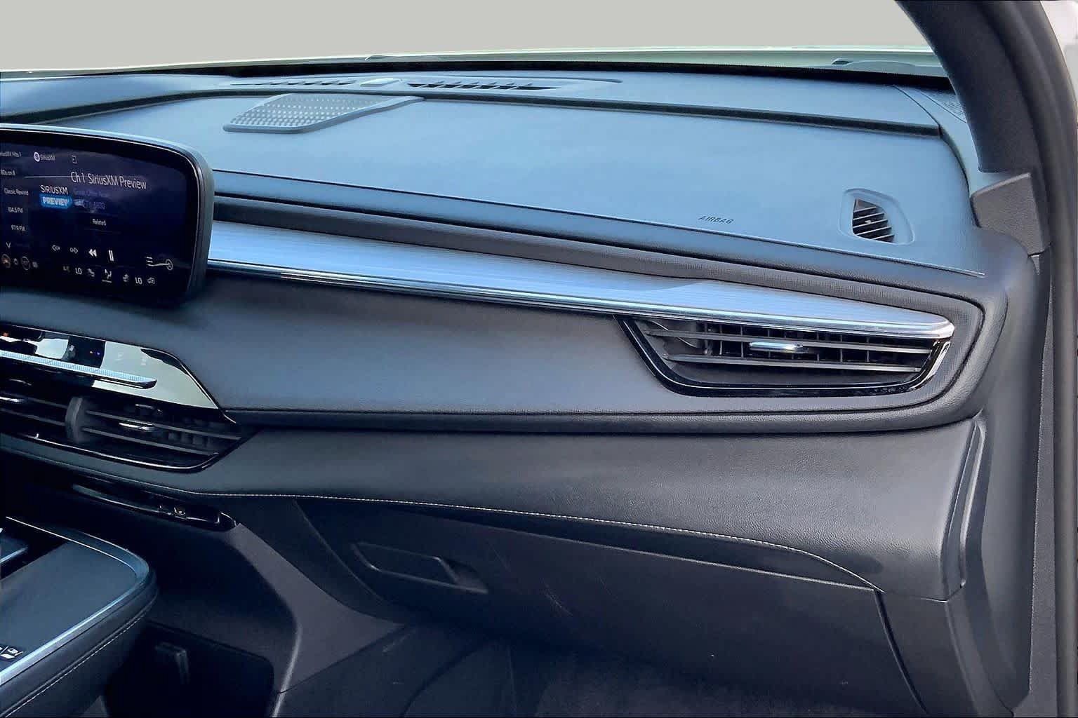 Certified 2026 Buick Enclave Preferred FWD image 18