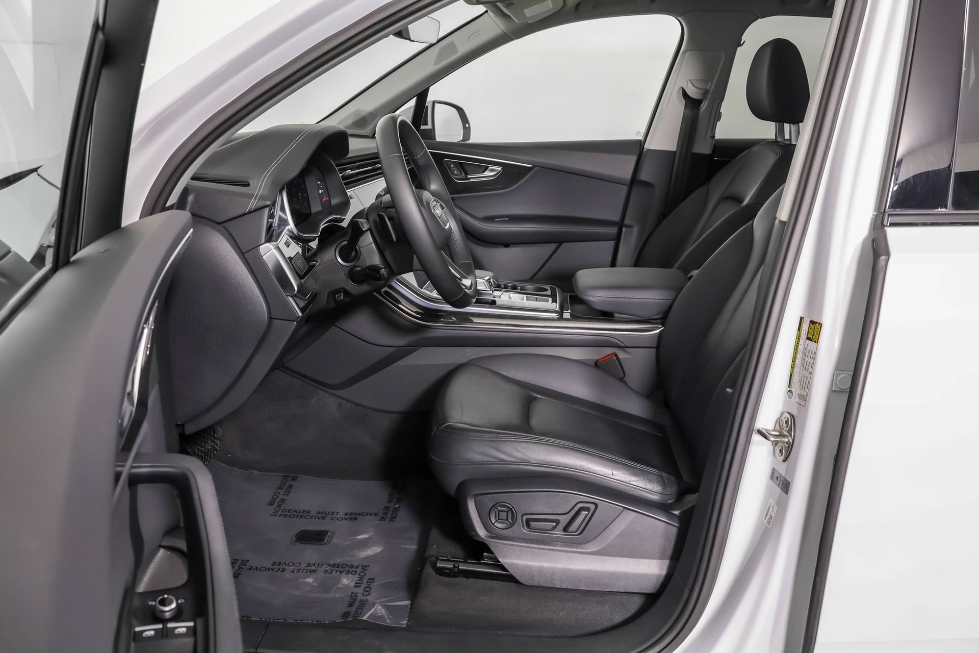 Used 2023 Audi Q7 2.0T Premium Plus w/ Premium Plus Package AWD/4WD image 7