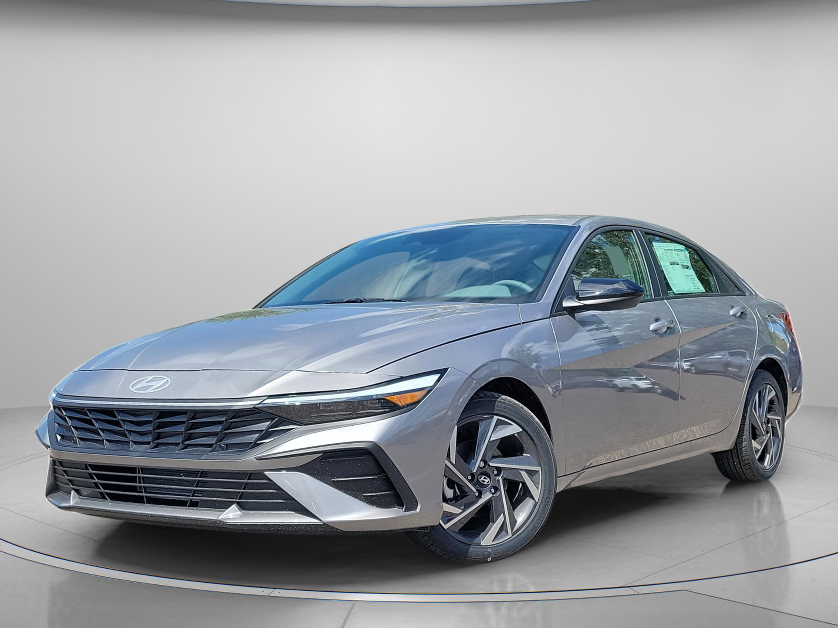 New 2026 Hyundai Elantra Sport image 2