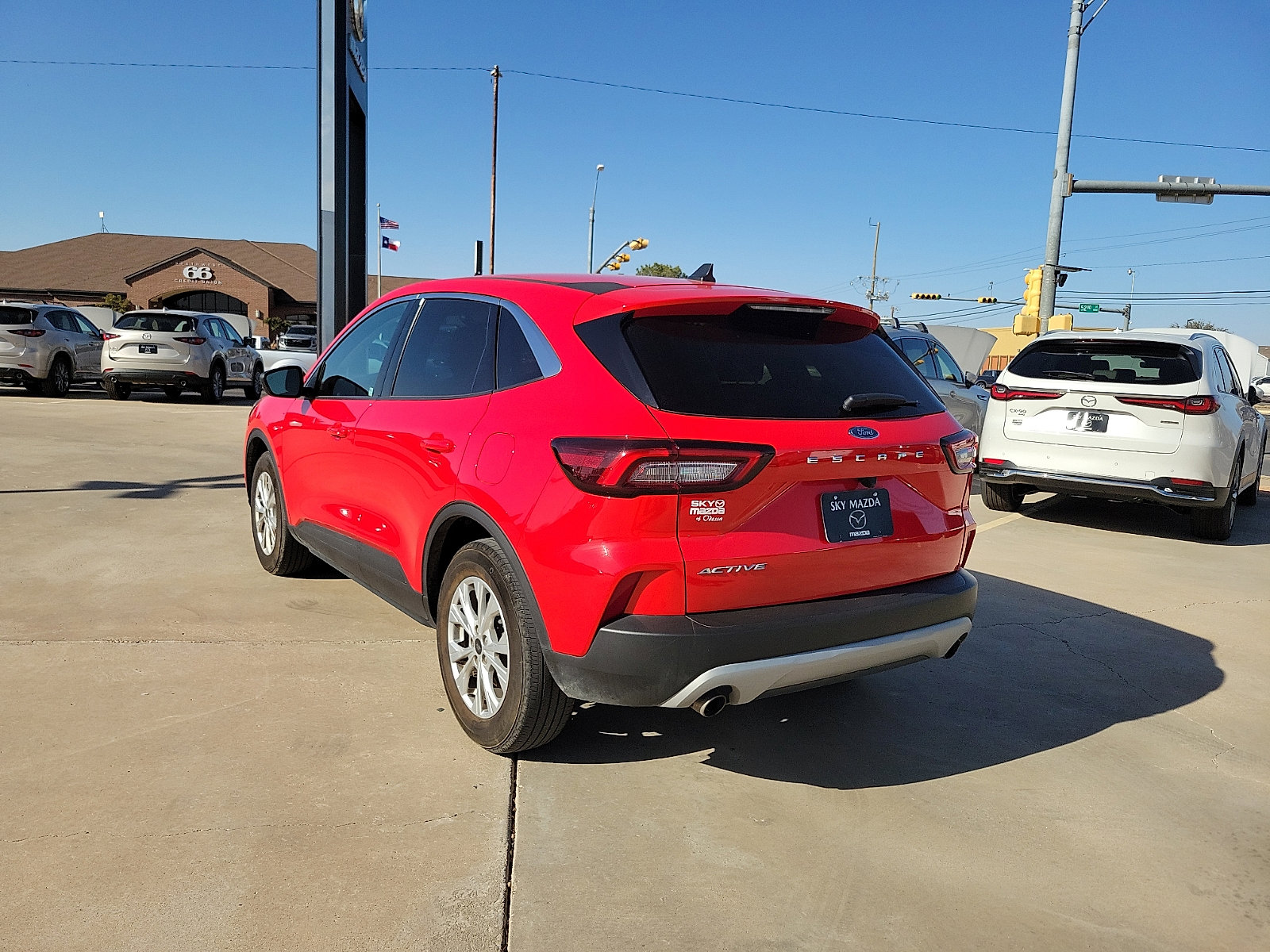 Used 2024 Ford Escape Active image 5