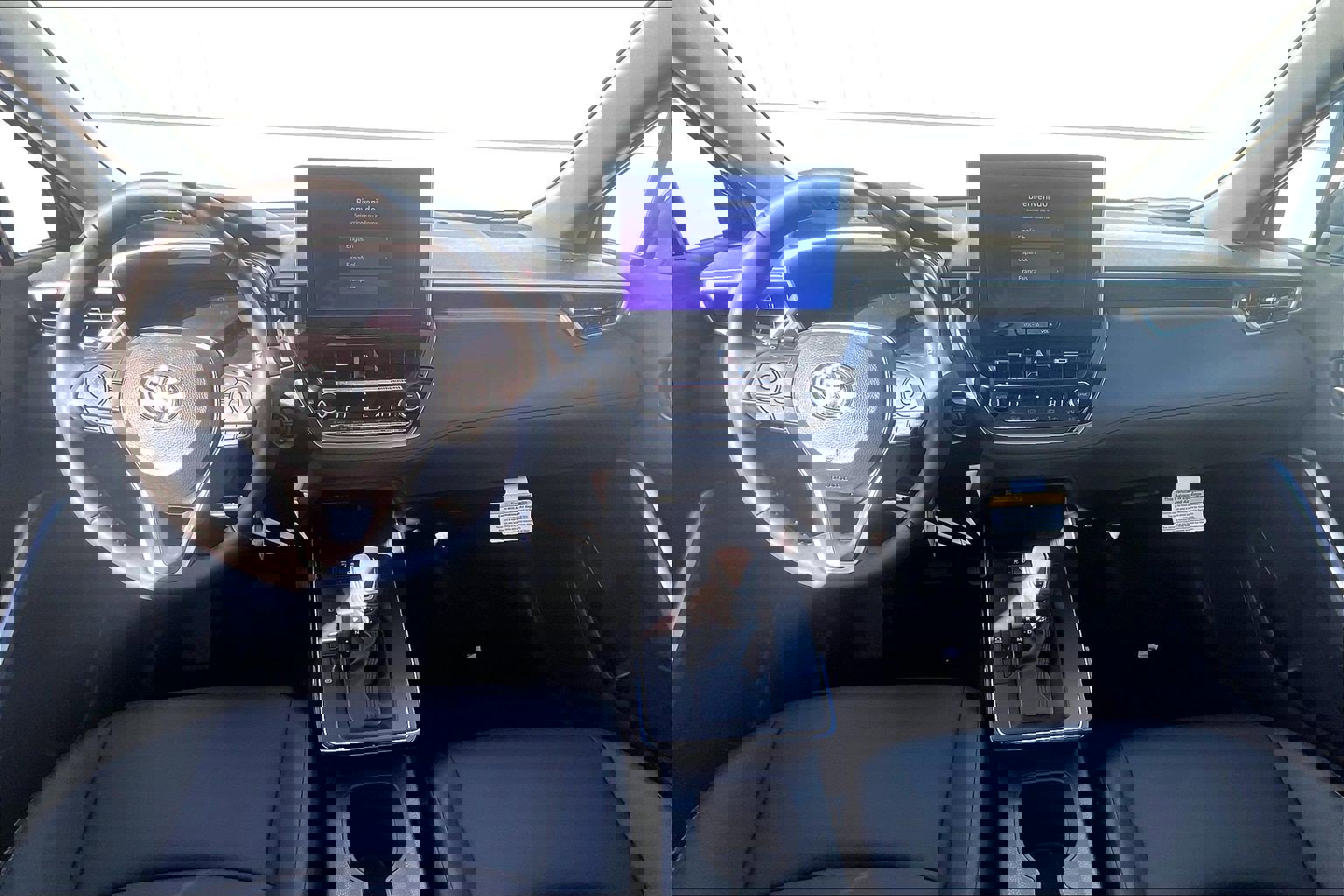 New 2026 Toyota Corolla Cross XLE image 6