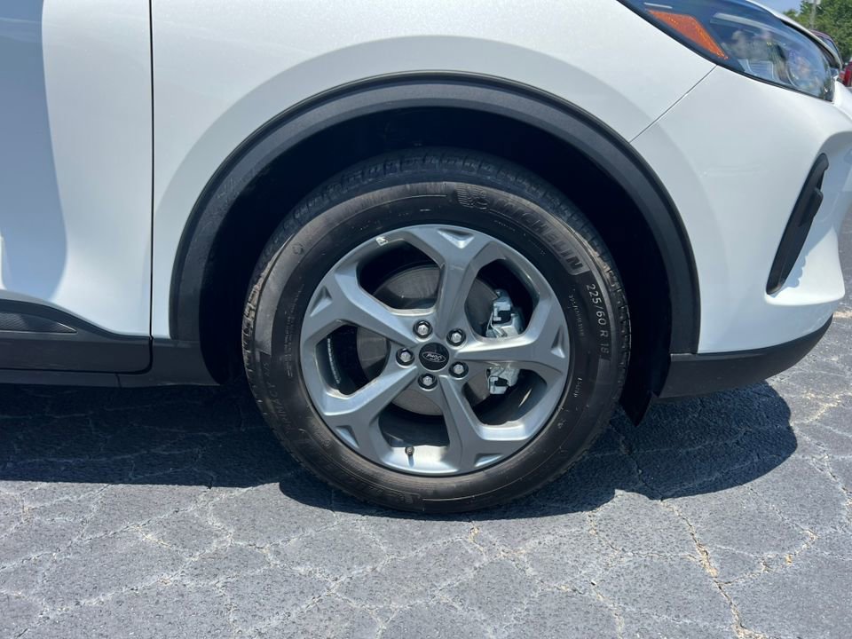 New 2025 Ford Escape ST-Line w/ Tech Pack #1 image 11