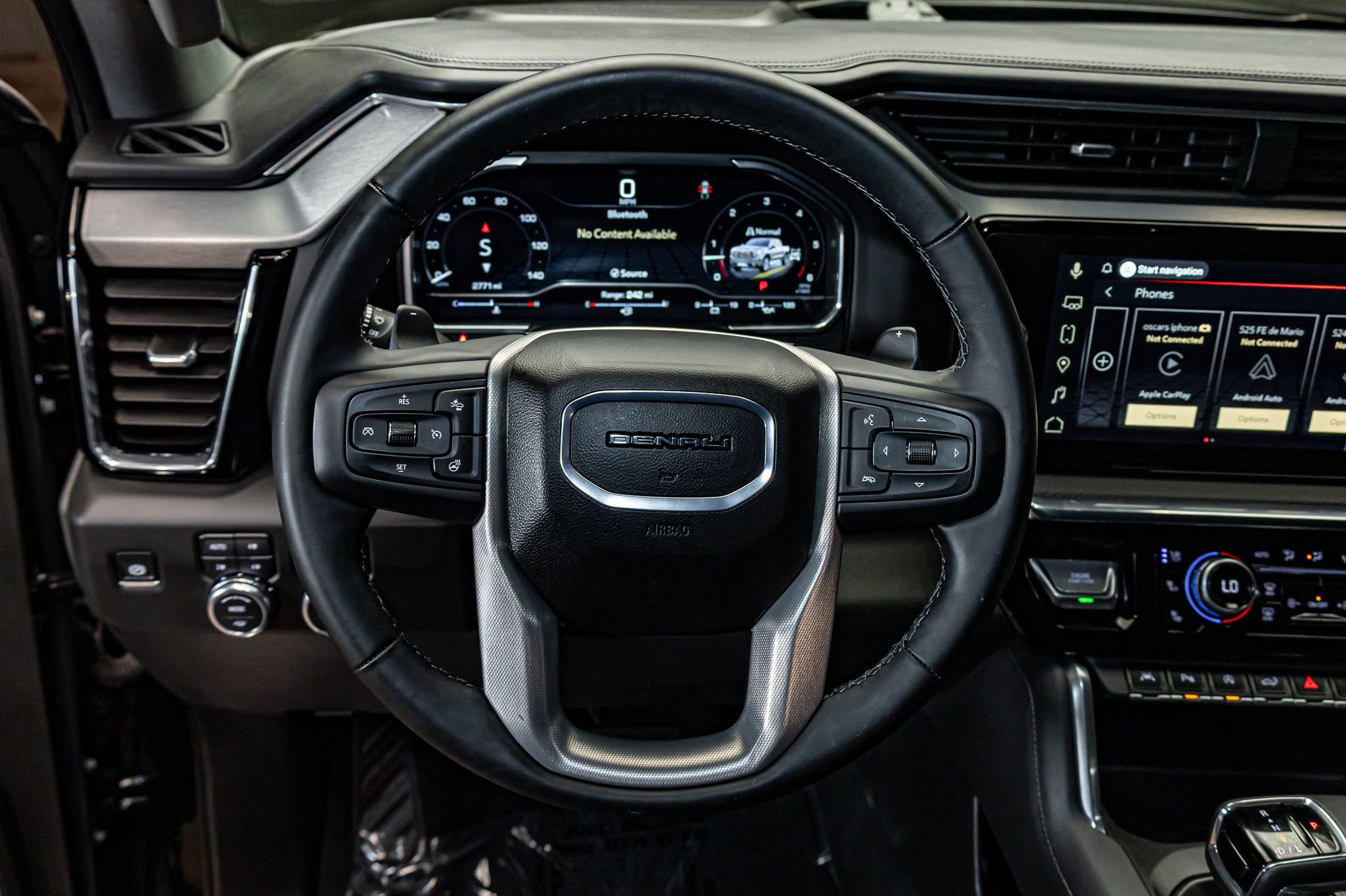 Used 2025 GMC Sierra 1500 Denali w/ Denali Reserve Package image 18