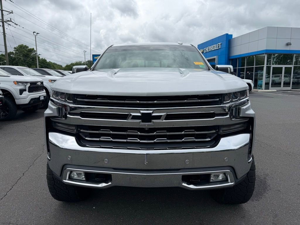 Used 2019 Chevrolet Silverado 1500 LTZ w/ LTZ Premium Package AWD/4WD image 23