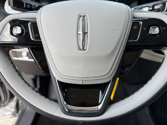 New 2027 Lincoln Aviator Reserve w/ Jet Appearance Package RWD image 26