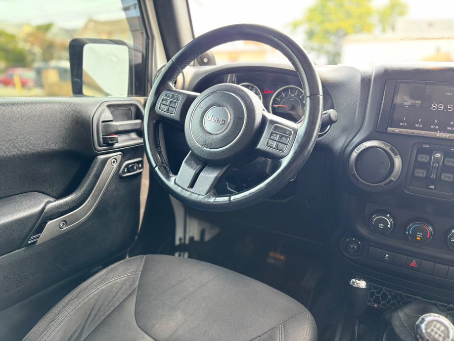 Used 2014 Jeep Wrangler Unlimited Sport w/ Quick Order Package 23S AWD/4WD image 21