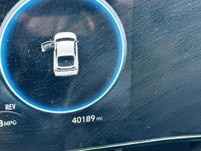 Used 2023 Hyundai Elantra N image 12