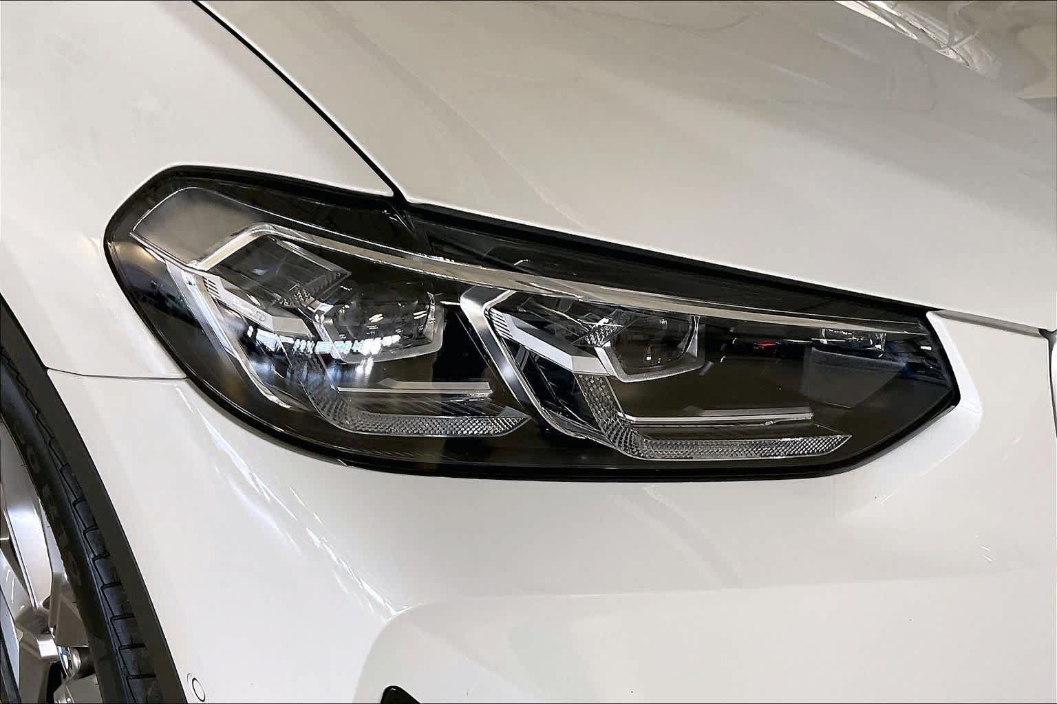 Used 2024 BMW X3 sDrive30i w/ Premium Package RWD image 24