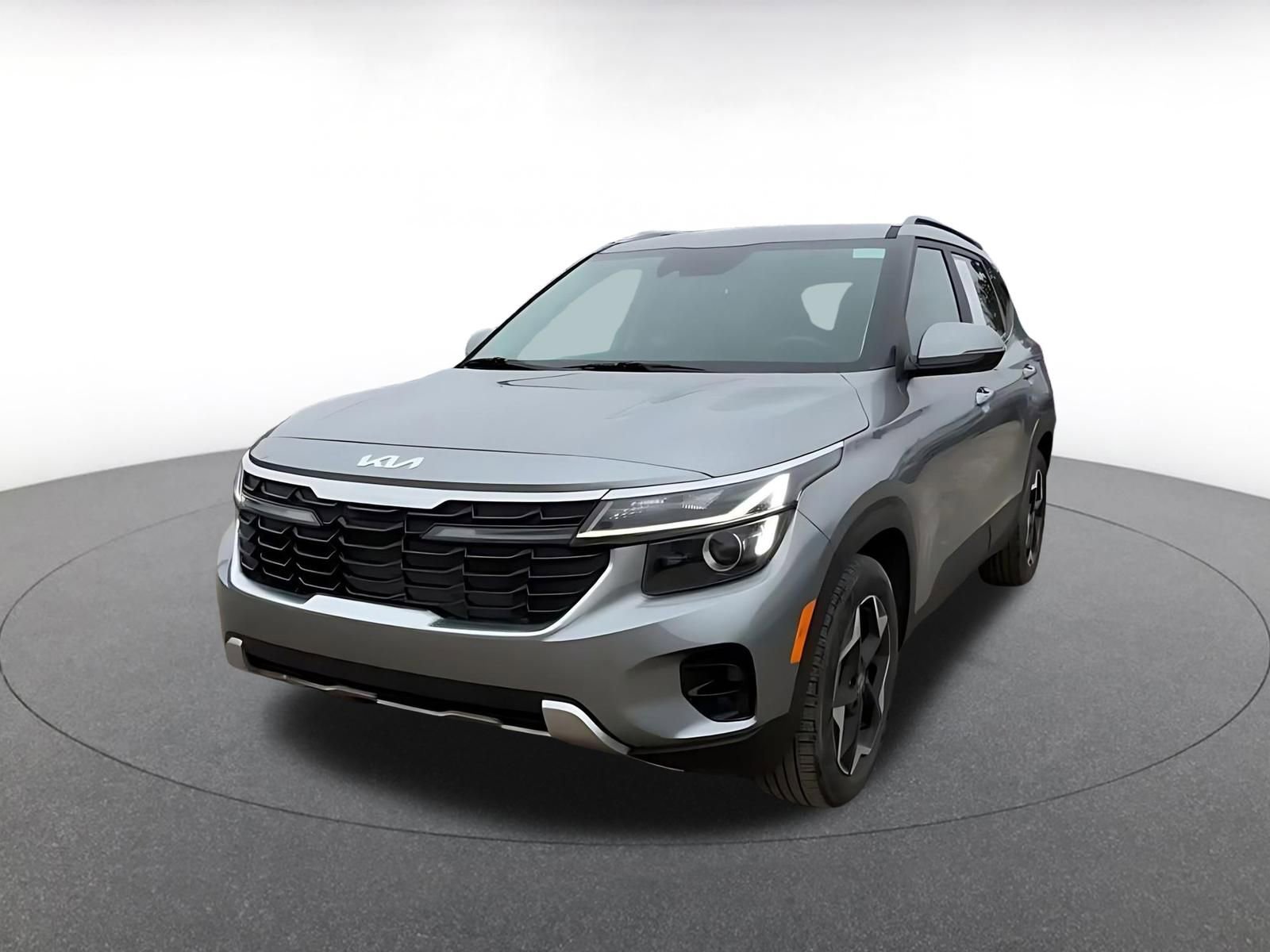 Used 2025 Kia Seltos S FWD image 7