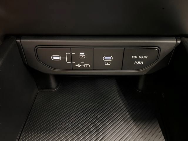 Used 2025 Kia K4 FWD image 26