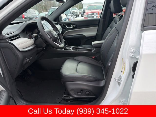 New 2026 Jeep Compass Limited image 12