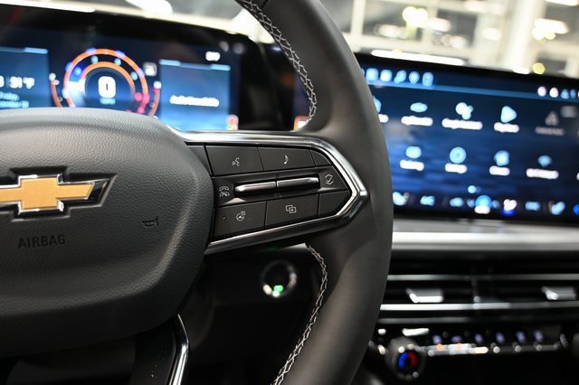 New 2026 Chevrolet Traverse LT w/ Sun and Wheel Package image 24