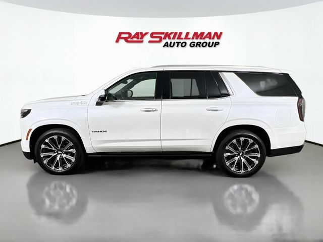 Used 2025 Chevrolet Tahoe High Country AWD/4WD image 4