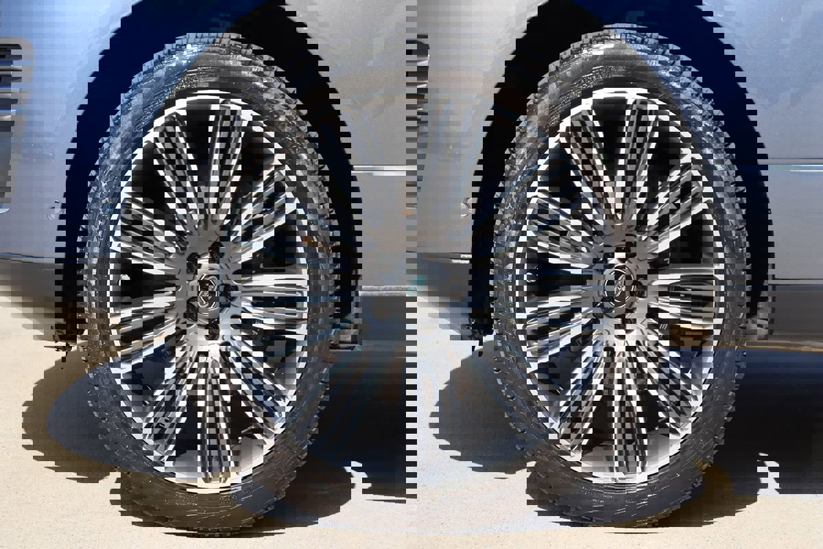 Used 2021 Land Rover Range Rover P525 Westminster Edition LWB image 71