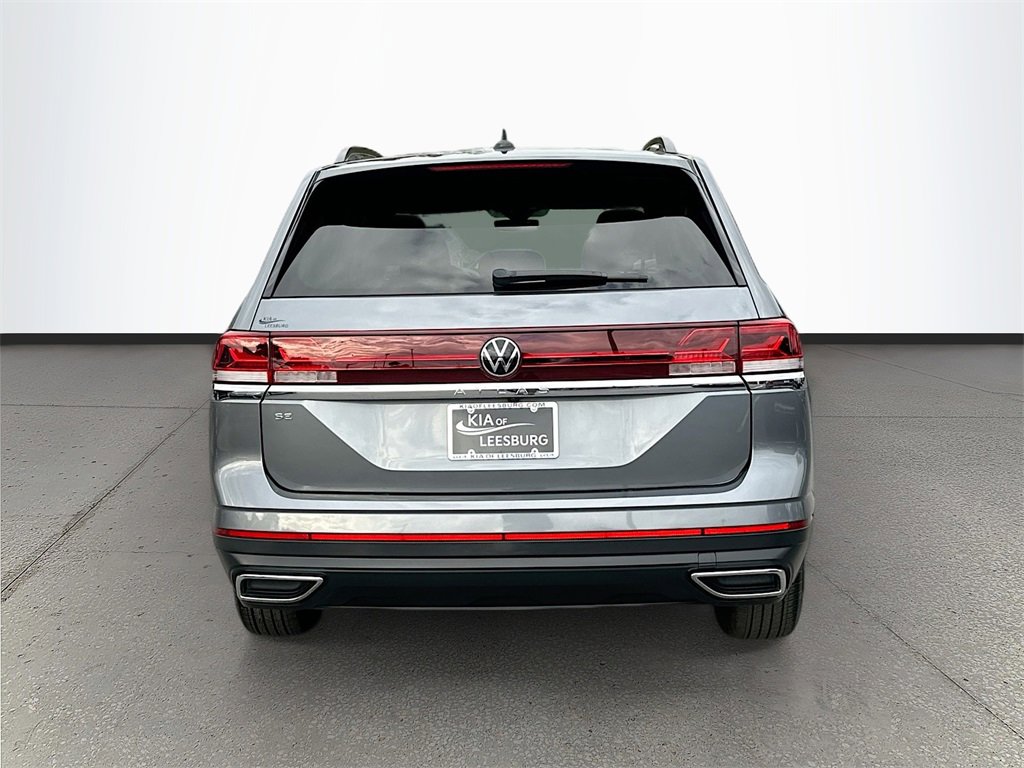 Used 2024 Volkswagen Atlas SE image 6