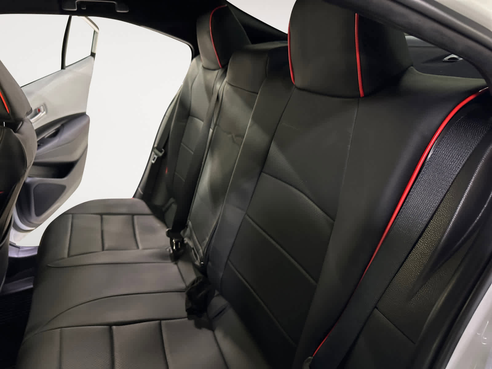 Used 2025 Toyota Corolla SE image 18