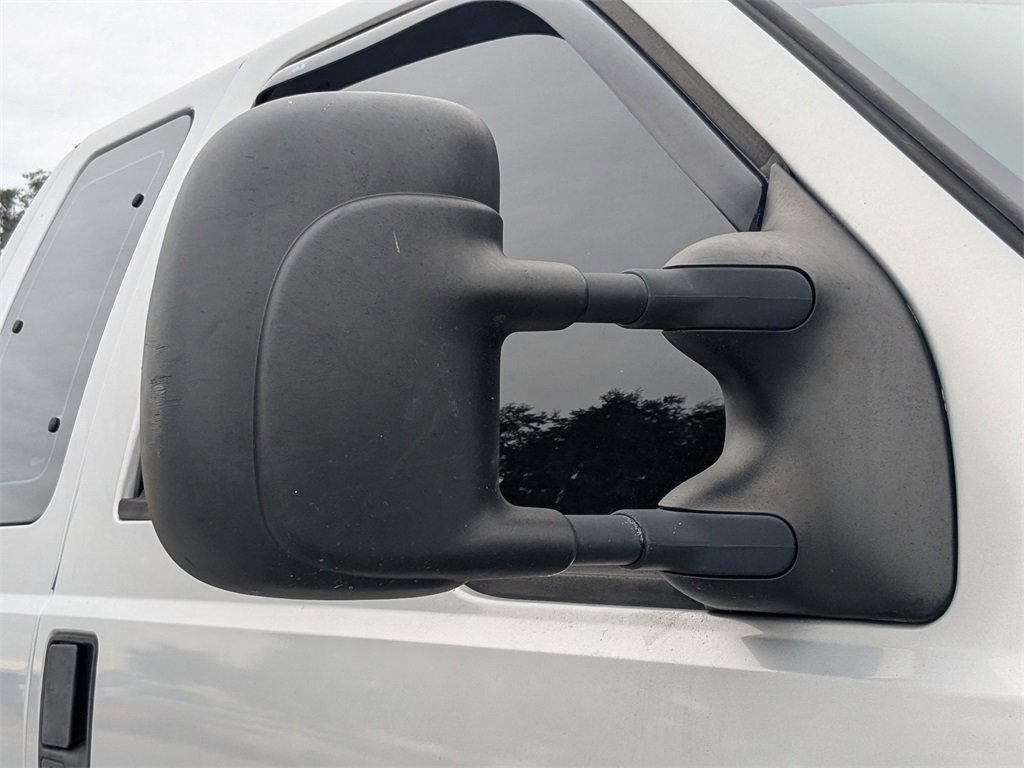 Used 2004 Ford F350 XL image 10