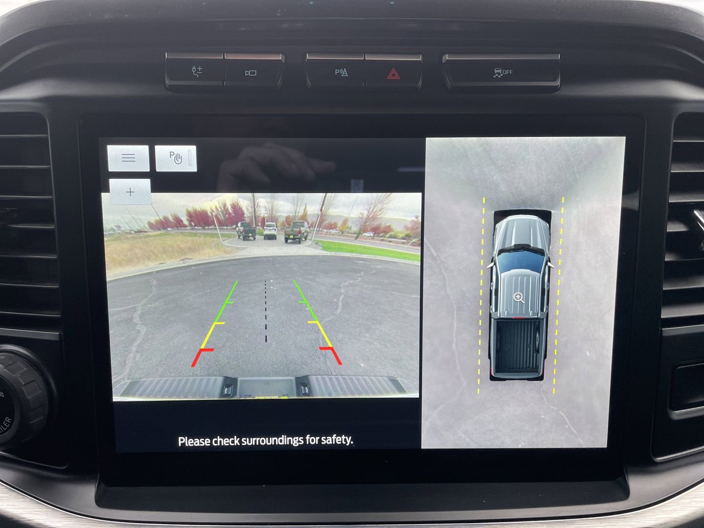 Used 2021 Ford F150 Lariat w/ Max Trailer Tow Package image 24