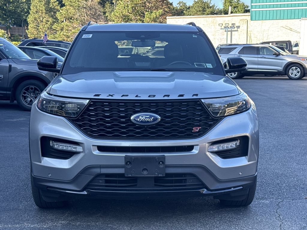 Used 2023 Ford Explorer ST w/ Equipment Group 401A AWD/4WD image 2