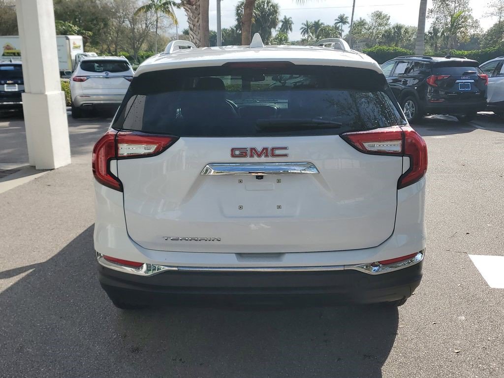 Certified 2023 GMC Terrain SLT w/ LPO, Floor Liner Package FWD image 4
