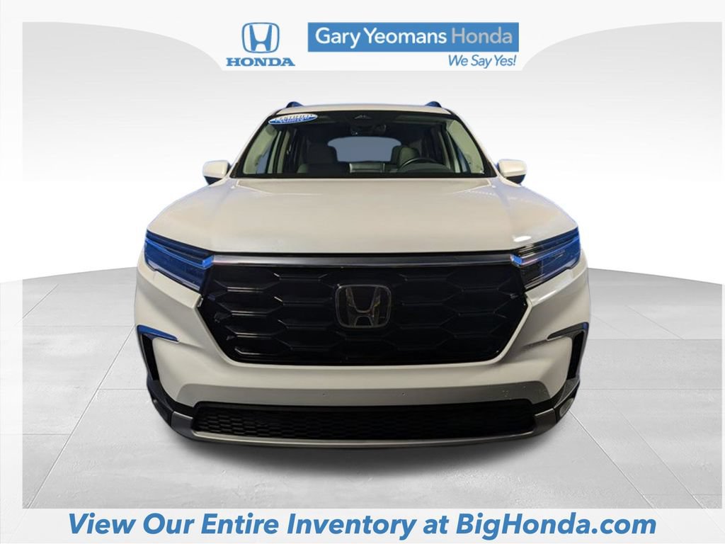 Certified 2024 Honda Pilot Touring image 12